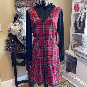 Riley & Rae EUC L Black and Red Plaid Dress with Pockets